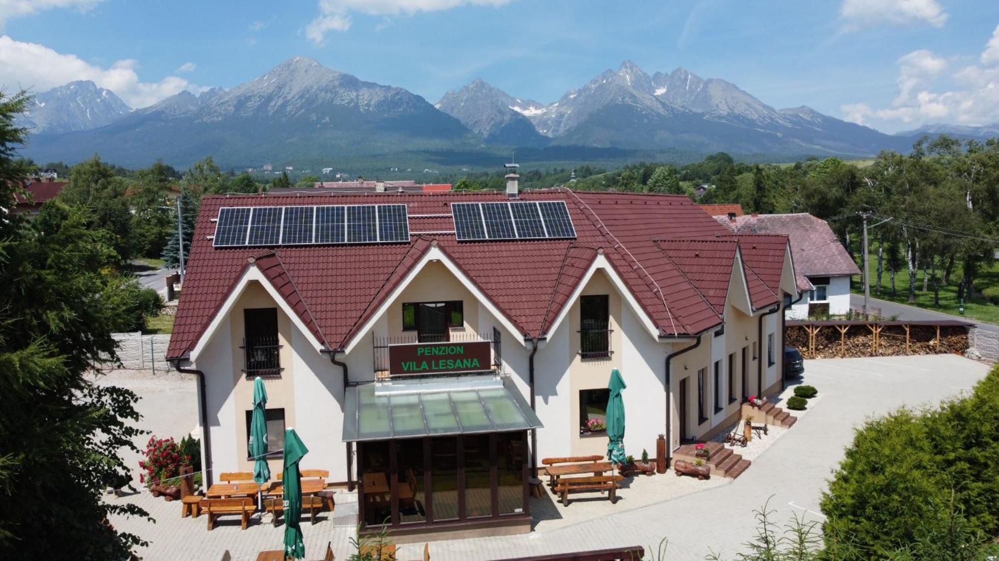 Nová Lesná 利萨纳旅馆酒店 外观 照片
